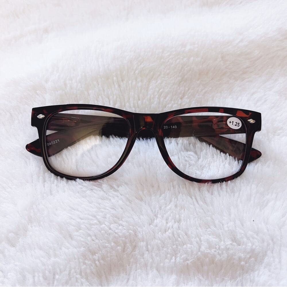 Tara Brown Rectangular Reader Glasses - Picture 2 of 10